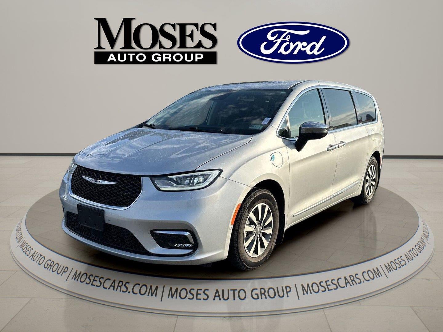 2023 Chrysler Pacifica Hybrid Limited