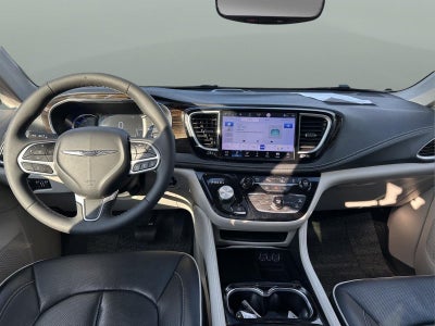 2023 Chrysler Pacifica Hybrid Limited