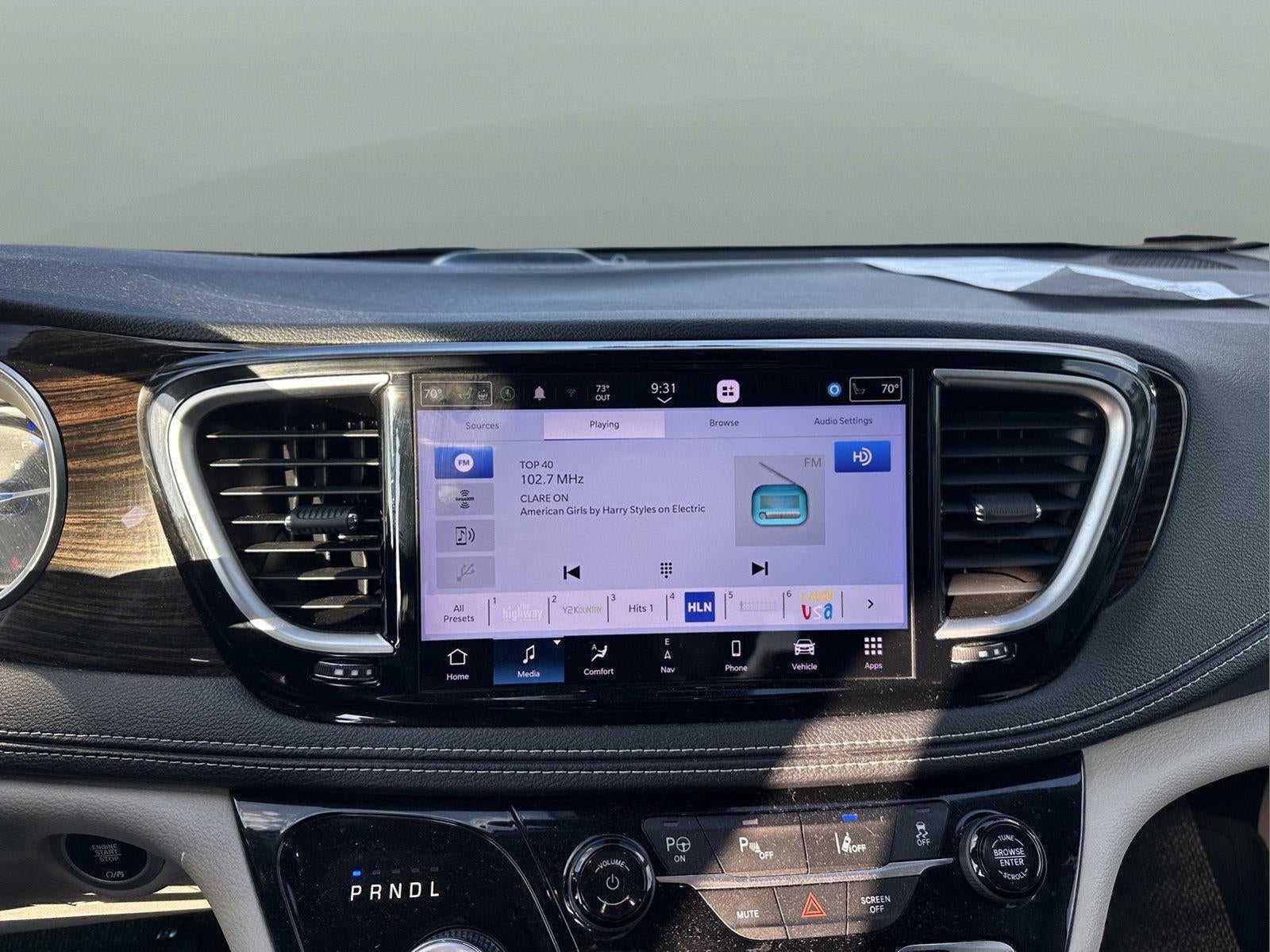 2023 Chrysler Pacifica Hybrid Limited