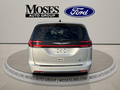 2023 Chrysler Pacifica Hybrid Limited
