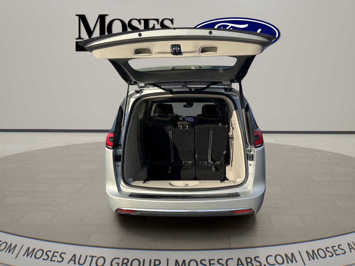 2023 Chrysler Pacifica Hybrid Limited