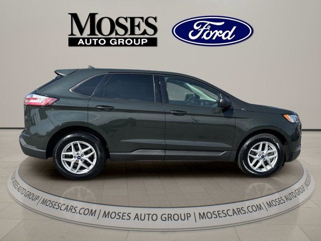 2022 Ford Edge SE