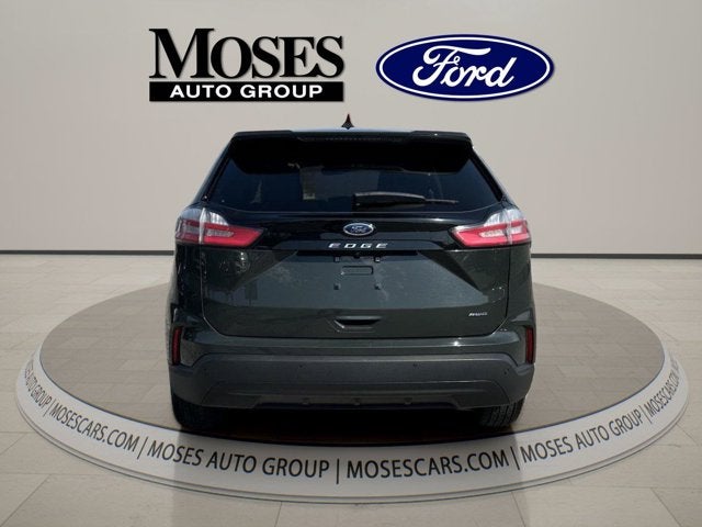 2022 Ford Edge SE