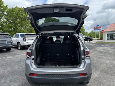 2023 Jeep Compass Latitude Lux