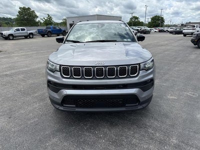2023 Jeep Compass Latitude Lux