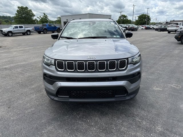 2023 Jeep Compass Latitude Lux