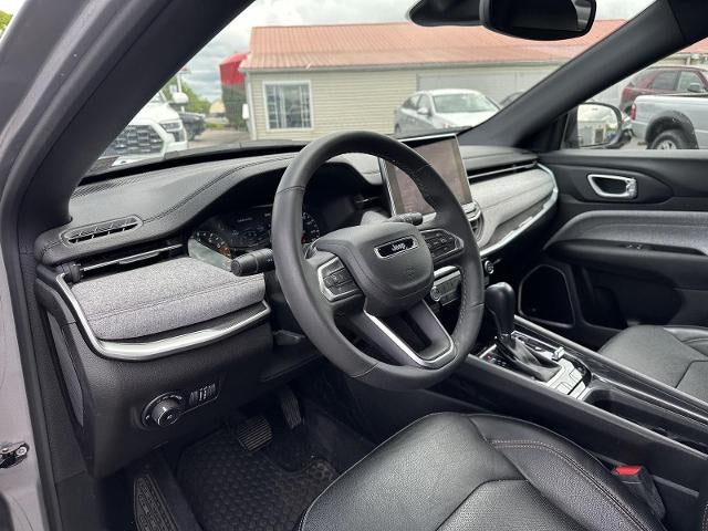 2023 Jeep Compass Latitude Lux