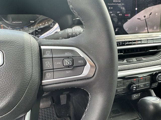 2023 Jeep Compass Latitude Lux