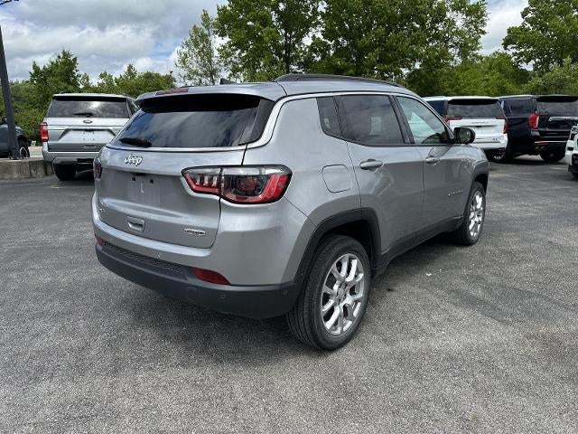 2023 Jeep Compass Latitude Lux