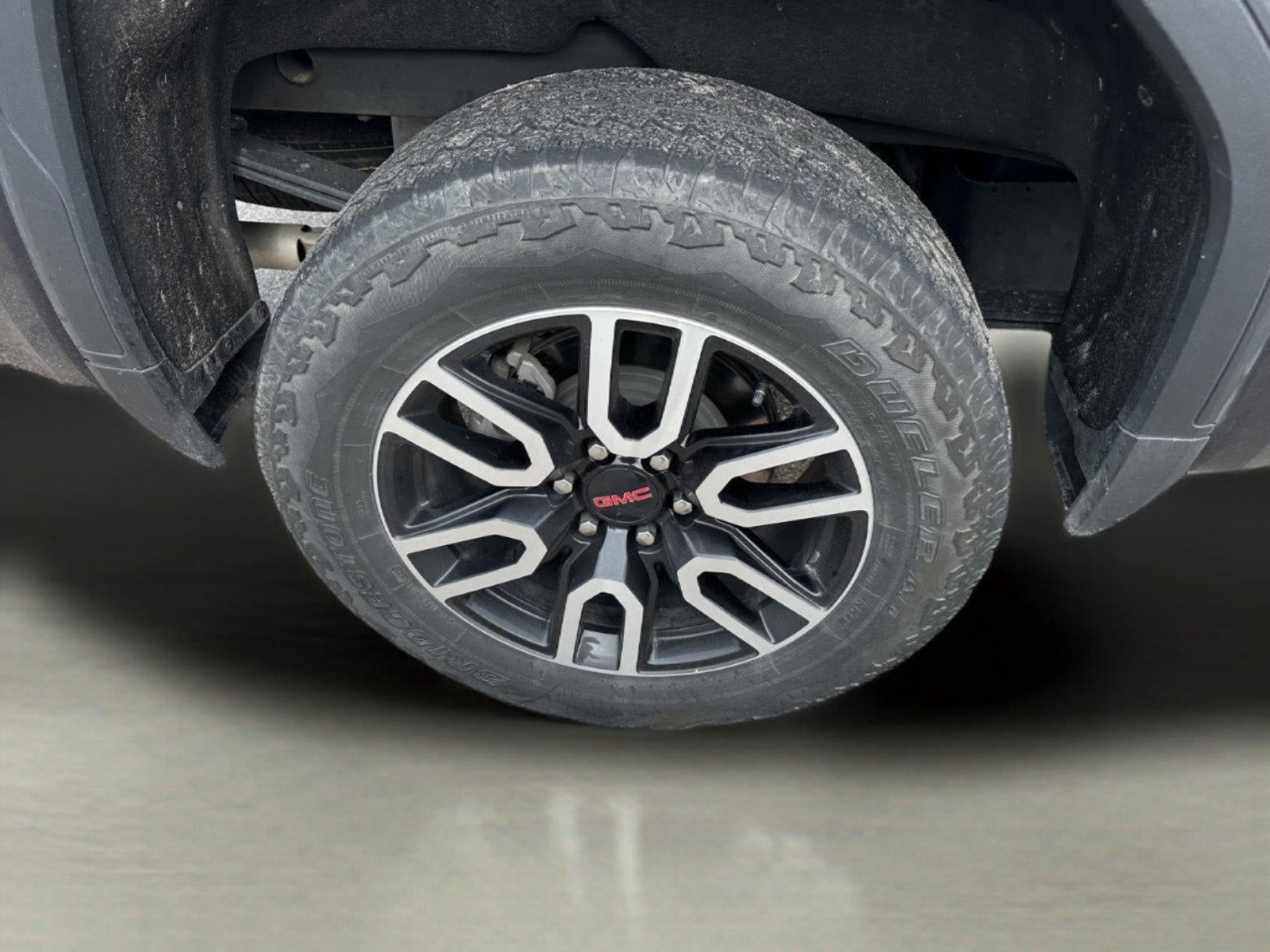 2025 GMC Sierra 1500 AT4