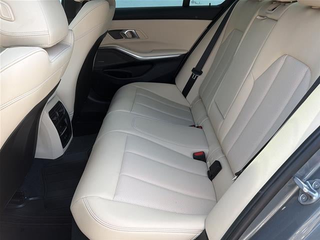 2024 BMW 3 Series 330i xDrive