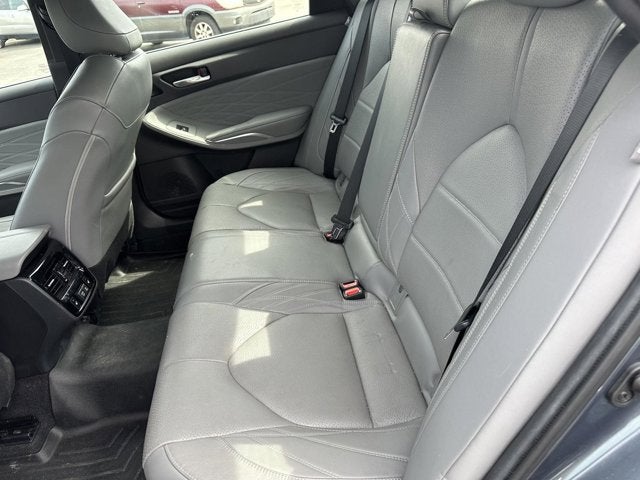 2022 Toyota Avalon Hybrid Limited