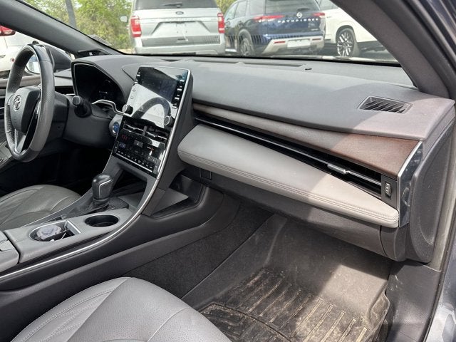 2022 Toyota Avalon Hybrid Limited