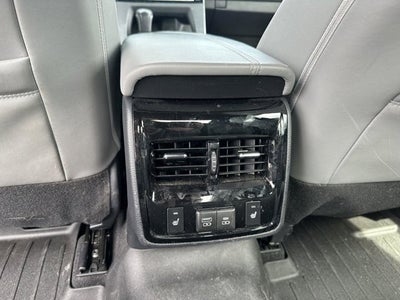 2022 Toyota Avalon Hybrid Limited