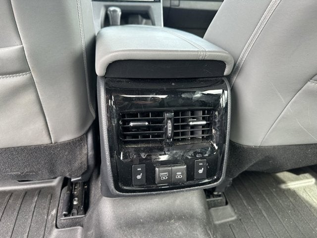 2022 Toyota Avalon Hybrid Limited
