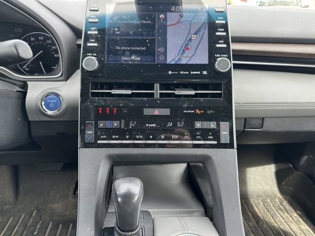 2022 Toyota Avalon Hybrid Limited