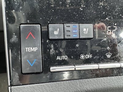 2022 Toyota Avalon Hybrid Limited