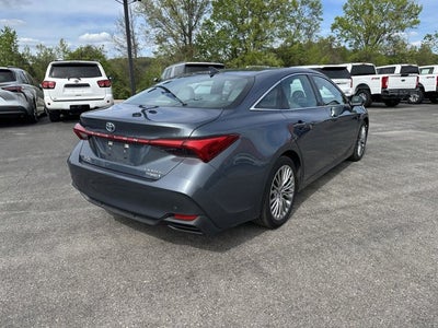 2022 Toyota Avalon Hybrid Limited