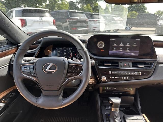 2022 Lexus ES ES 250