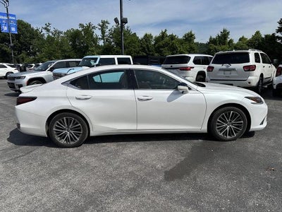 2022 Lexus ES ES 250
