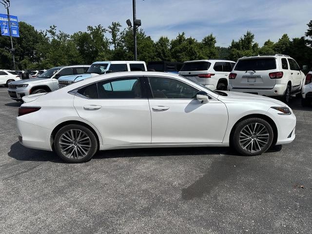 2022 Lexus ES ES 250