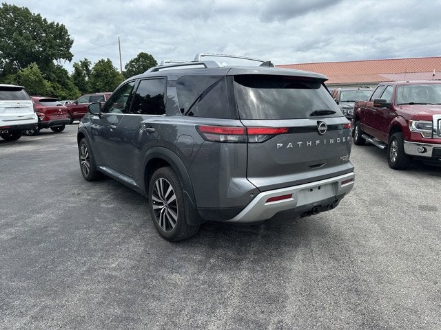2024 Nissan Pathfinder Platinum