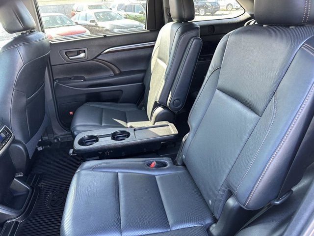 2016 Toyota Highlander Limited