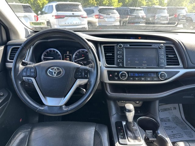 2016 Toyota Highlander Limited