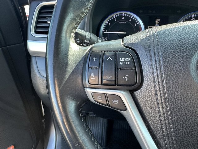 2016 Toyota Highlander Limited