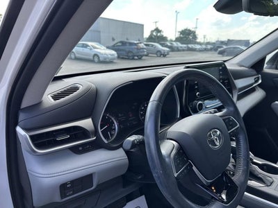 2021 Toyota Highlander XLE