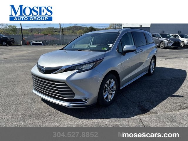 2022 Toyota Sienna XLE