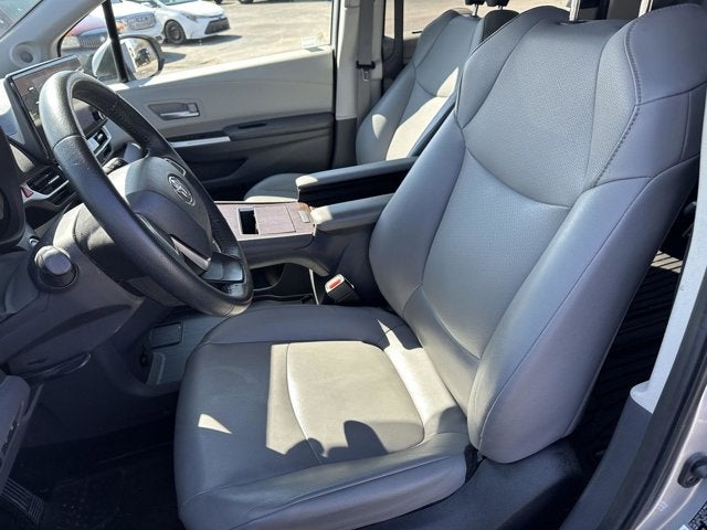 2022 Toyota Sienna XLE