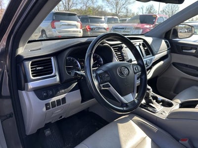 2017 Toyota Highlander XLE