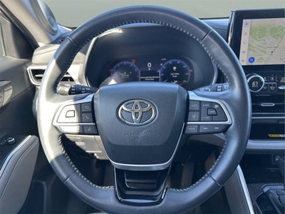 2024 Toyota Highlander Platinum