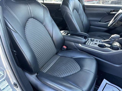 2022 Toyota Highlander XSE