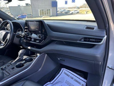 2022 Toyota Highlander XSE