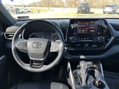 2022 Toyota Highlander XSE