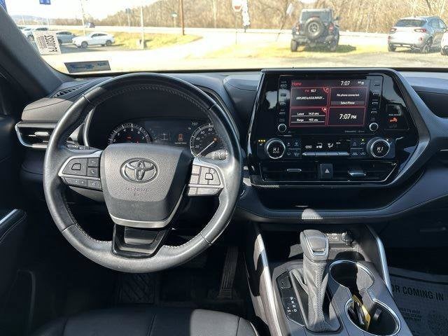2022 Toyota Highlander XSE