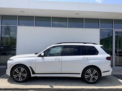2023 BMW X7 xDrive40i