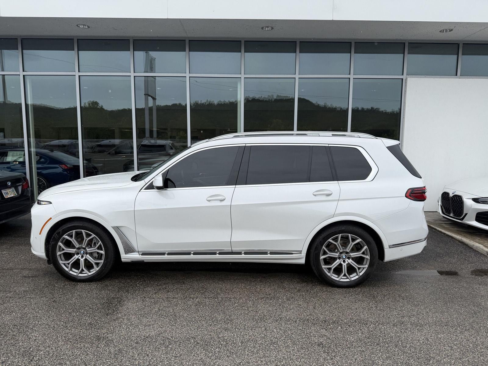 2023 BMW X7 xDrive40i