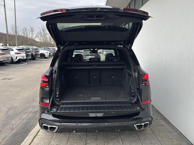 2025 BMW X5 M60i