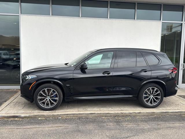 2025 BMW X5 M60i