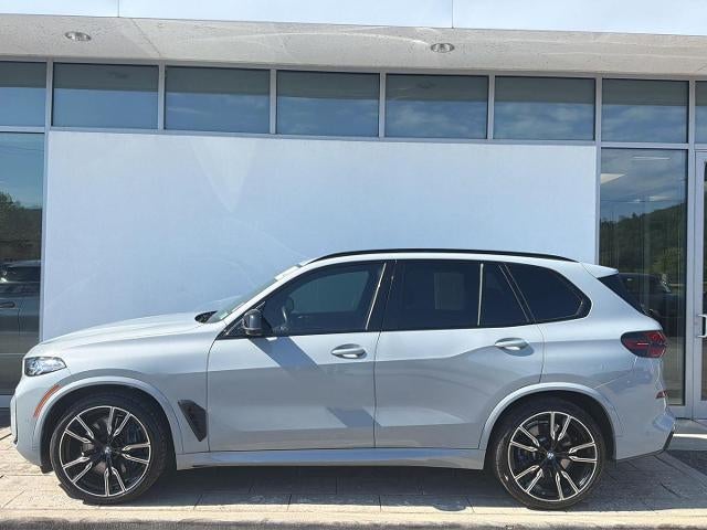2024 BMW X5 M60i