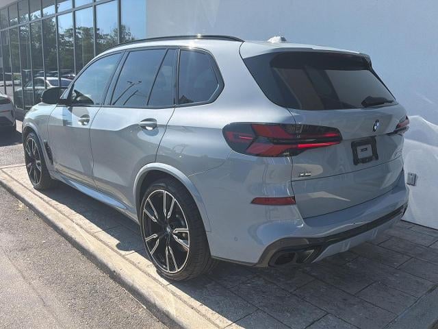 2024 BMW X5 M60i