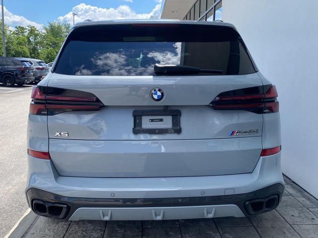 2024 BMW X5 M60i