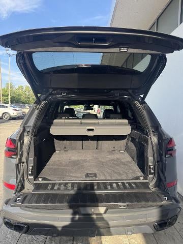 2024 BMW X5 M60i