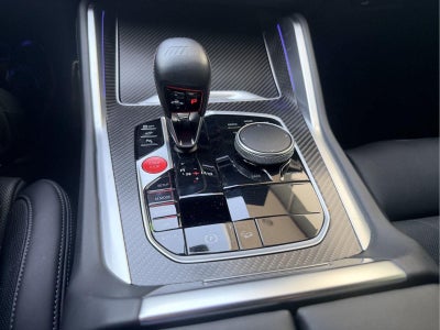 2025 BMW XM Base