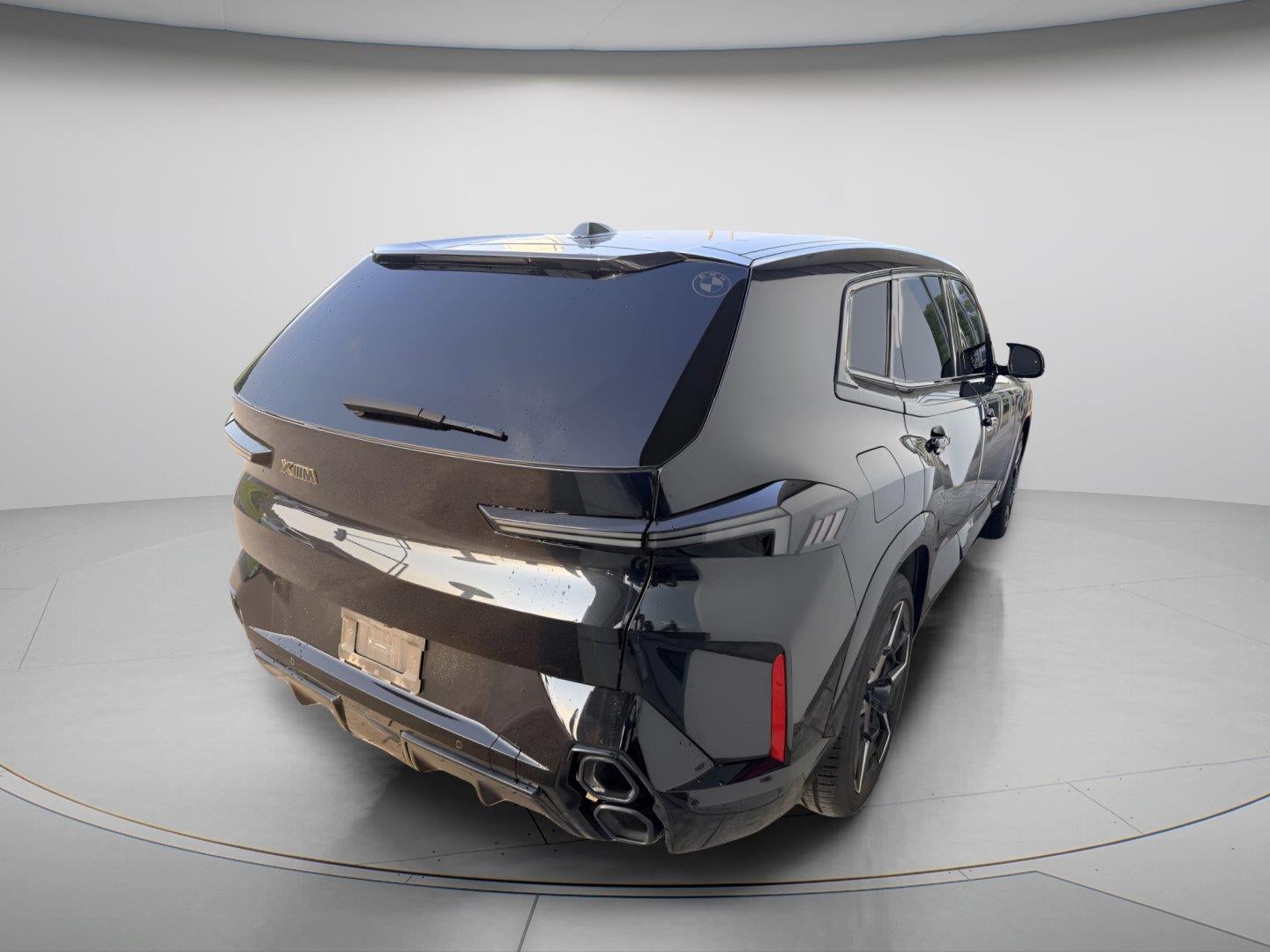 2025 BMW XM Base