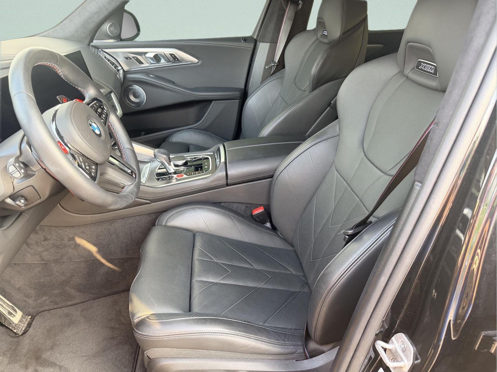 2025 BMW XM Base