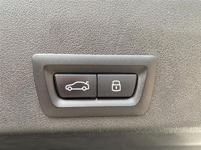 2024 BMW XM Label Red